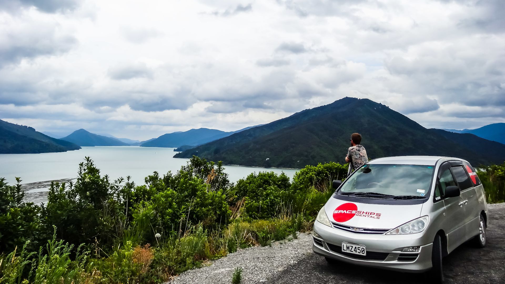 Die Aussicht auf die Suedinsel geniessen